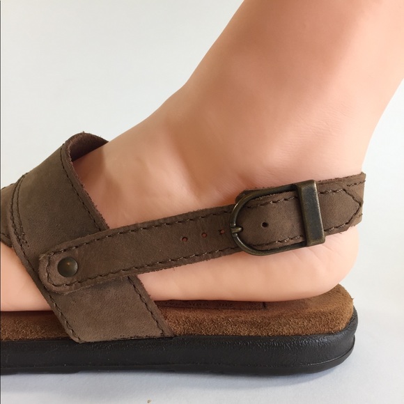 Arizona Jean Company Italy Tan Brown Genuine Leather Sandals size 7 - Picture 4 of 8